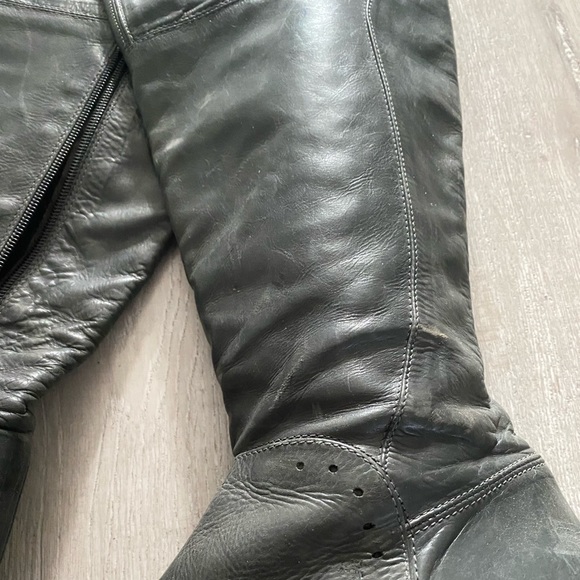 Italian leather knee high boots - Picture 2 of 5